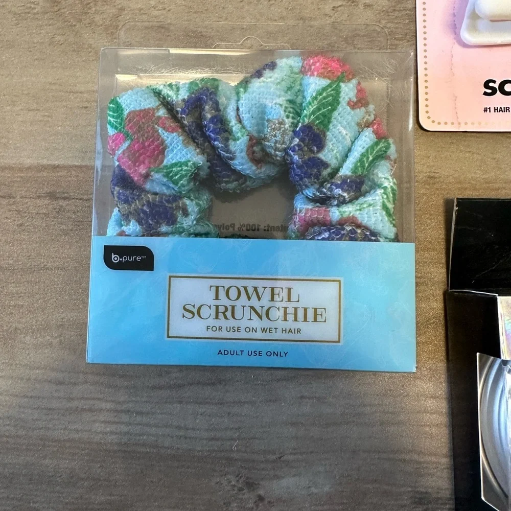 Hair‎ Lot Shampoo Bar, Towel Scrunchies, Claw Clip NEW